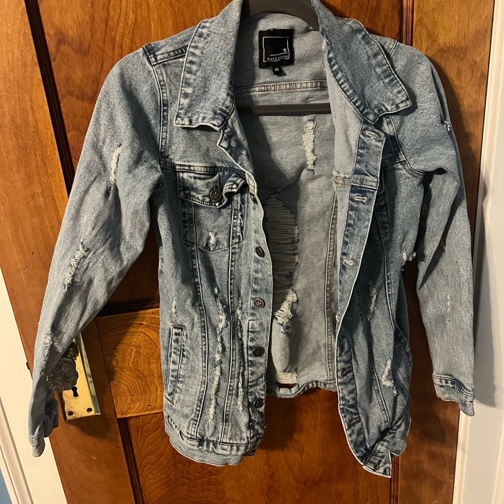 Laurie bellies distressed jean jacket